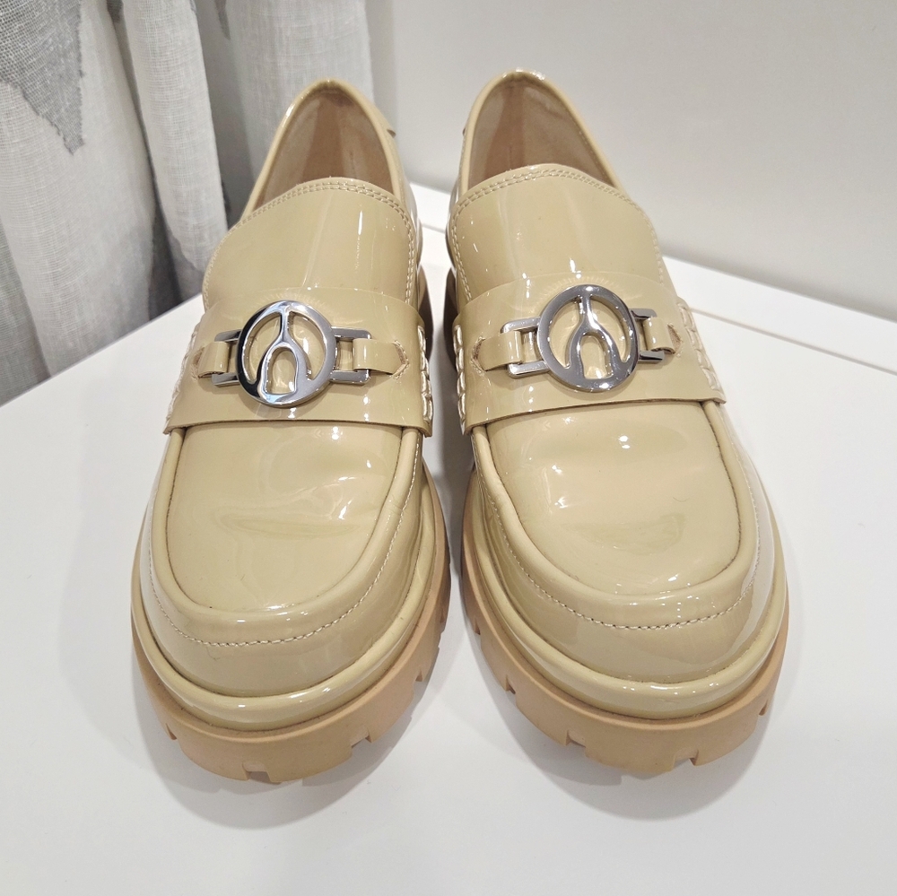 Chunky Loafers – Beige Patent – The Wishbone Collection by Brown – Size 8 - Picture 3 of 12